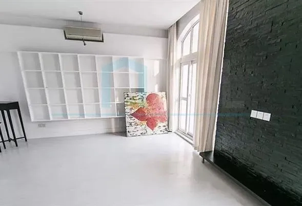 南草坪花园12号501室(2)