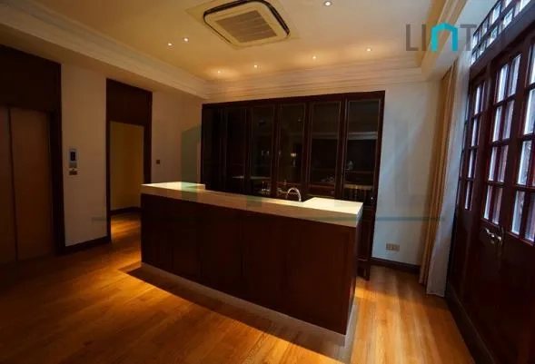 上海建业里嘉佩乐酒店标准大三房别墅(12)